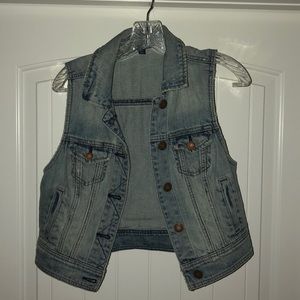 American Eagle Jean Vest